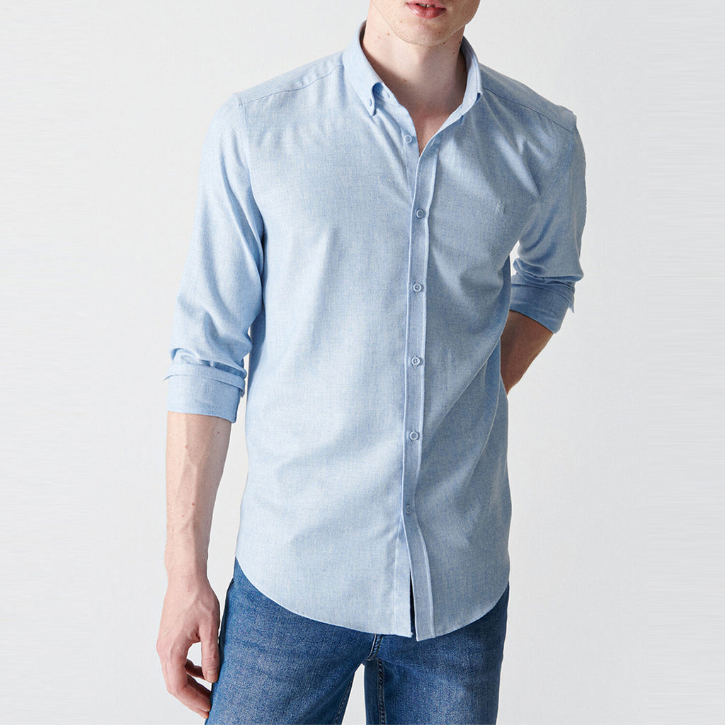 Button-Up Shirt // Light Blue