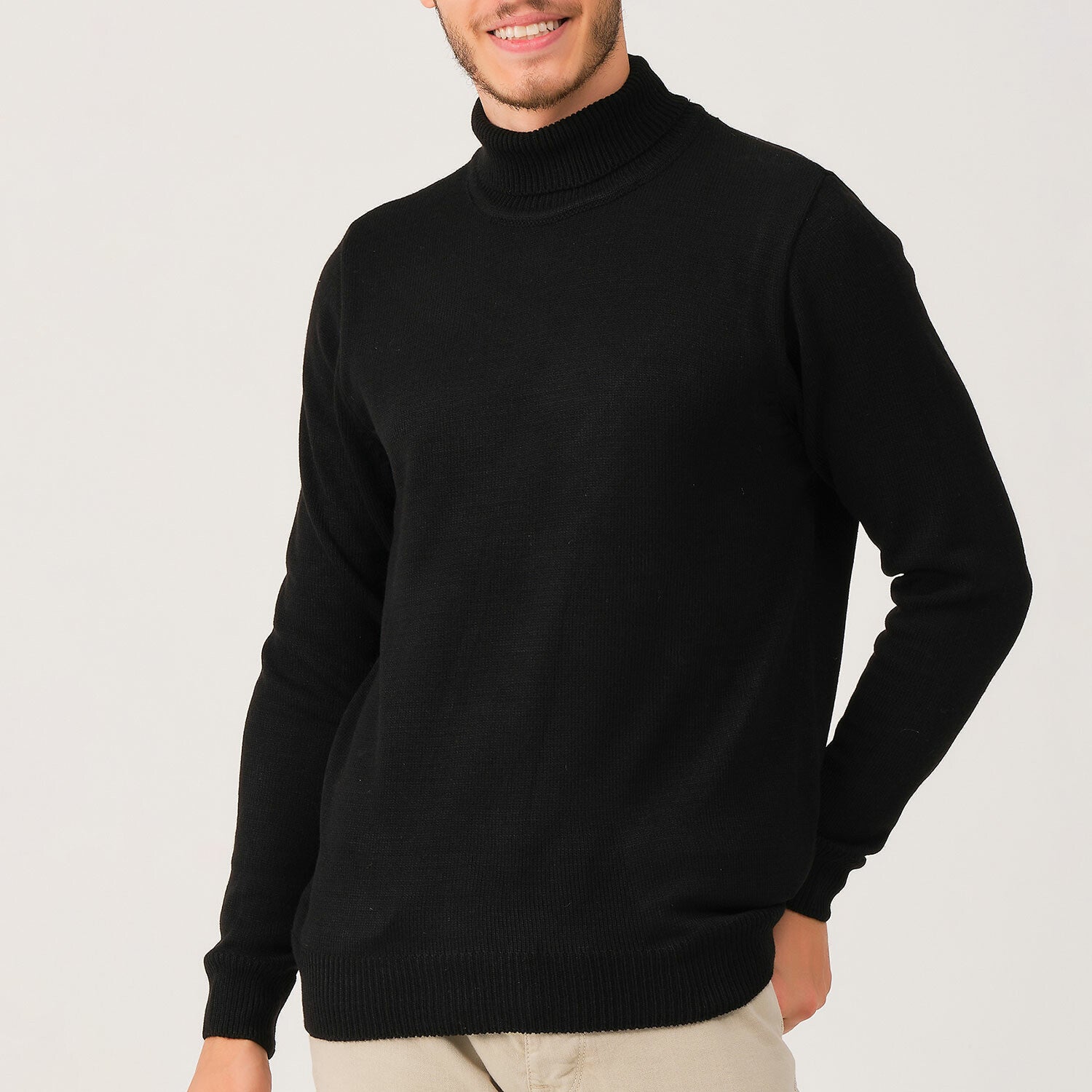 Zane Sweater // Black