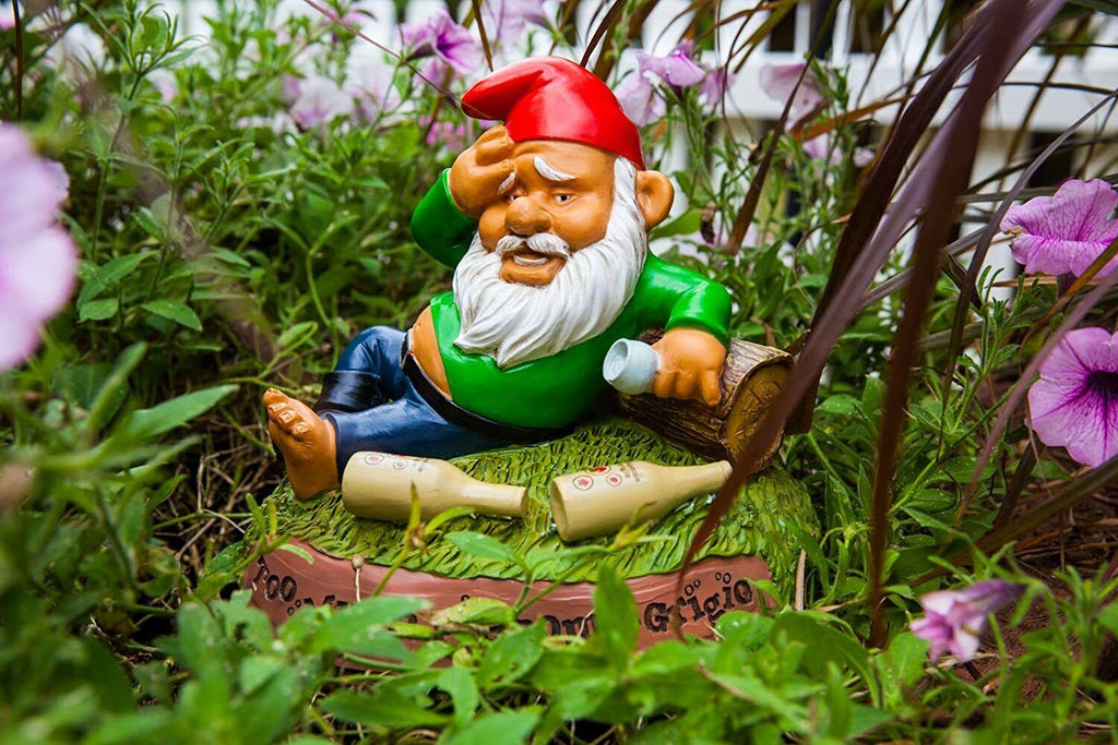 The Hungover Garden Gnome – Funny Party Gnome by BigMouth Inc. 🍷🧙‍♂️🤢