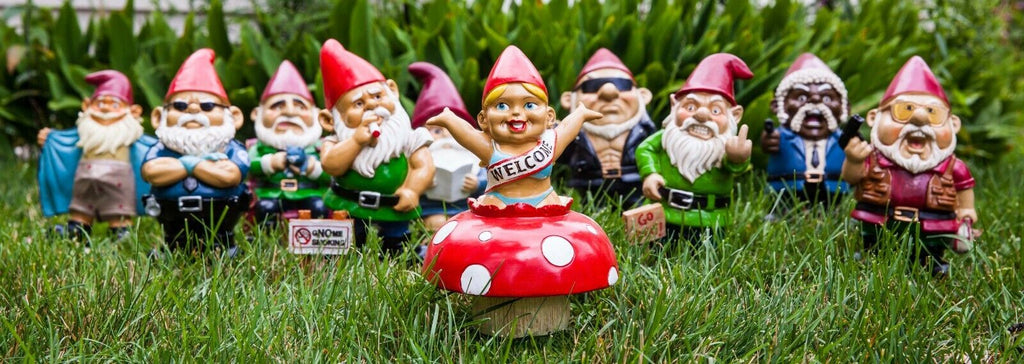 The Hungover Garden Gnome – Funny Party Gnome by BigMouth Inc. 🍷🧙‍♂️🤢