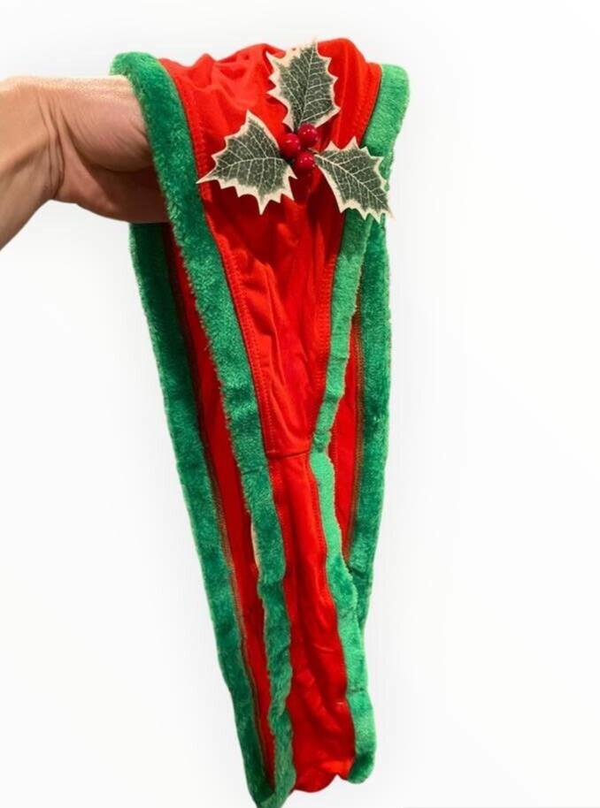 🎄 Mistletoe Mankini – Hilarious Holiday Gag Gift for Men