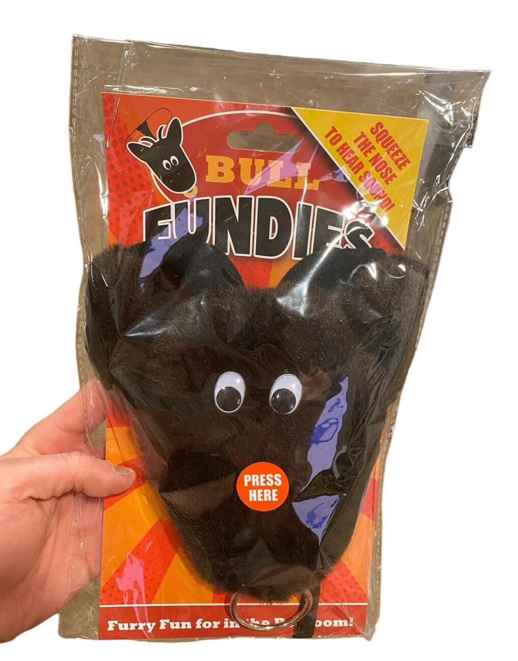 🐂 Bull Fundies – Sound-Activated Gag Thong for Men