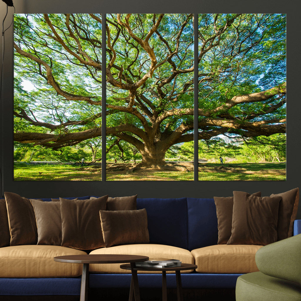 Majestic Oak Tree Wall Art | Serene Nature Canvas Print with Spreading Branches