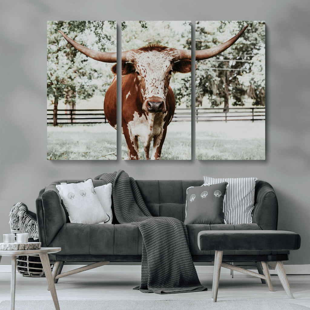 Texas Longhorn Wall Art Canvas Print | Framed Spotted Brown and White Bull