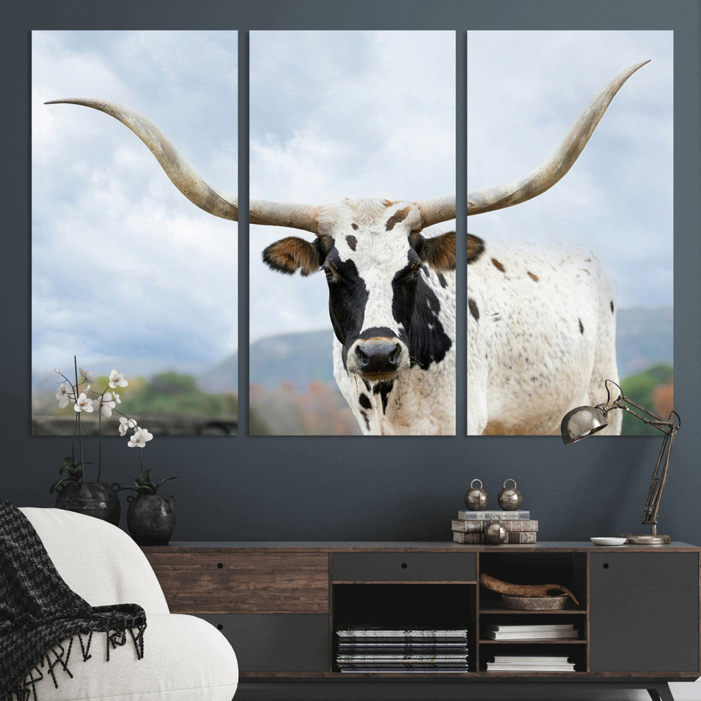 Texas Longhorn Wall Art Canvas Print, Framed Western Rustic Farmhouse