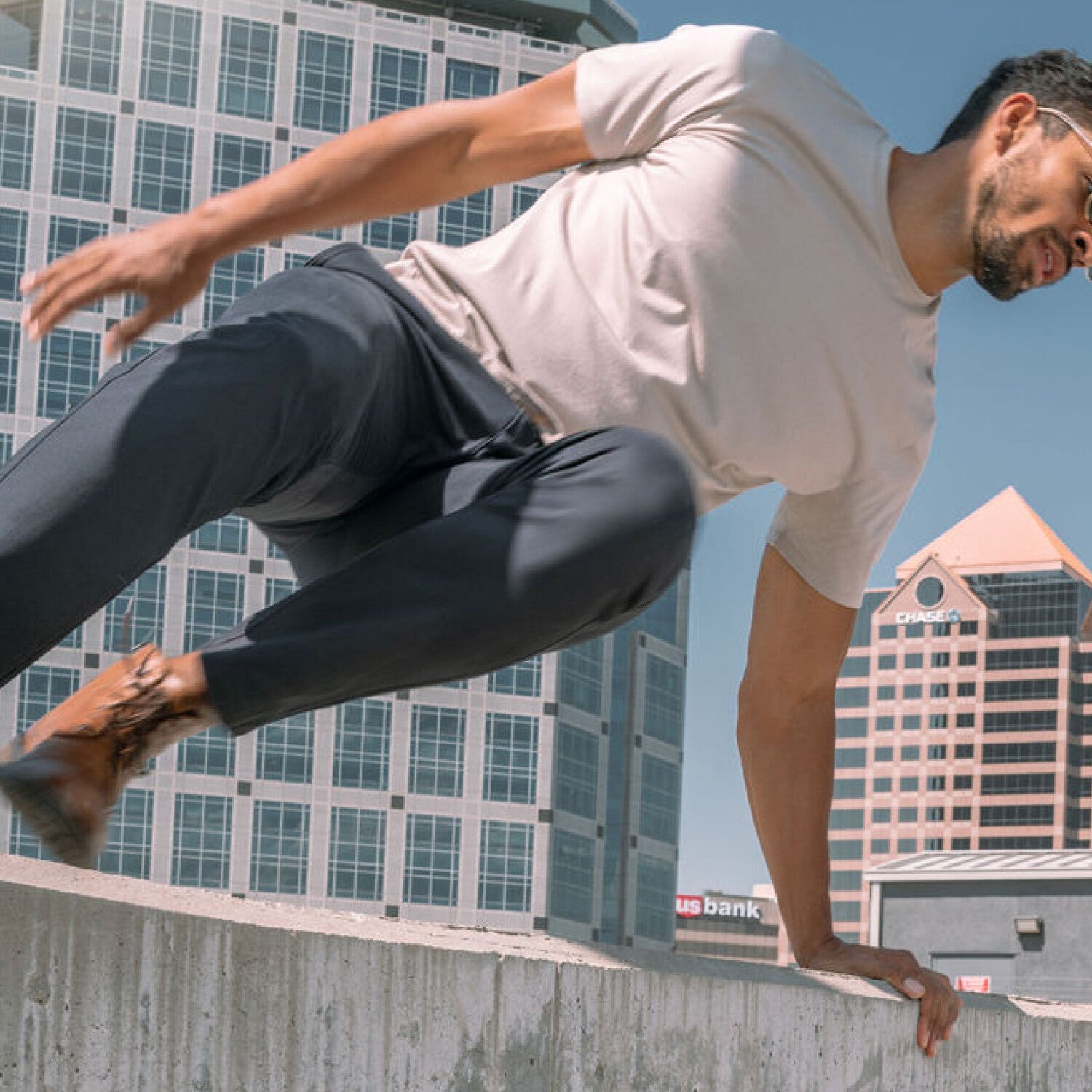 Feel Good Chinos // Riverside Blue