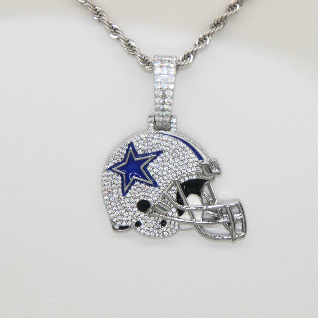 Dallas Cowboys Helmet Pendant Necklace – Sparkling Zircon Gift for Football Fans