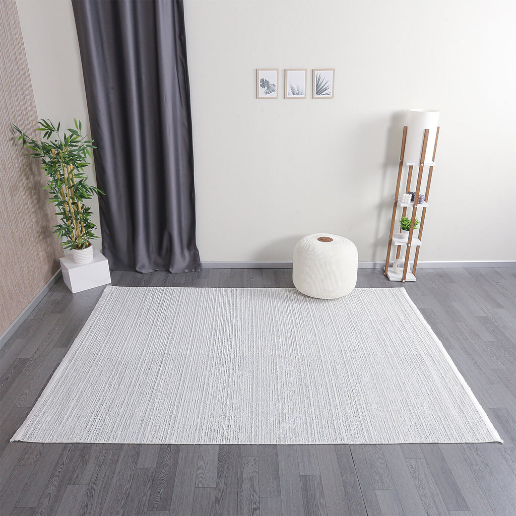 Chenille Woven Rug // White