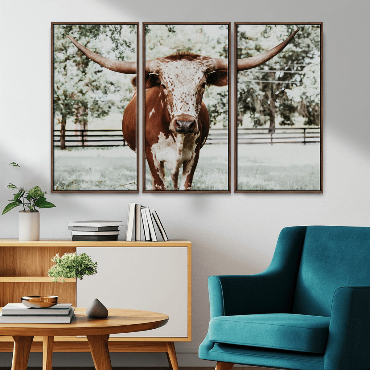 Texas Longhorn Wall Art Canvas Print | Framed Spotted Brown and White Bull