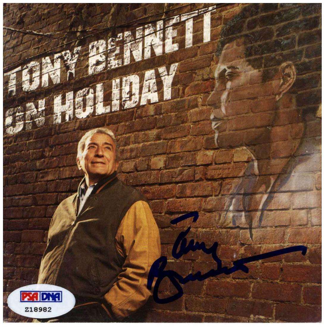 Tony Bennett Signed On Holiday Cd Cover PSA
