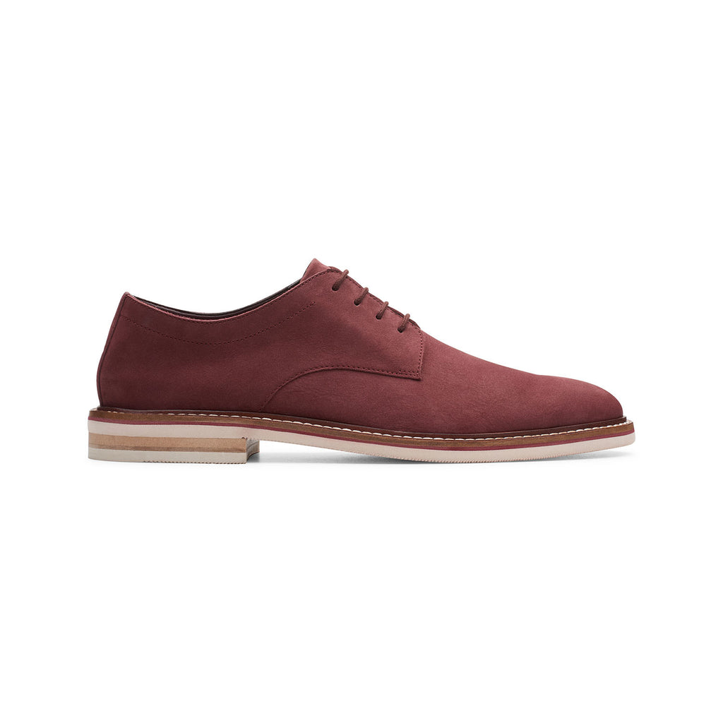 Commonwealth // Dezmin Plain // Burgundy