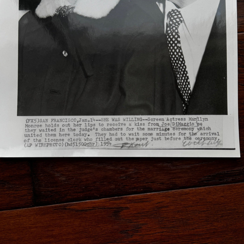 JOE DiMAGGIO Personally Owned MARILYN MONROE WEDDING Photos! DiMAGGIO COLLECTION