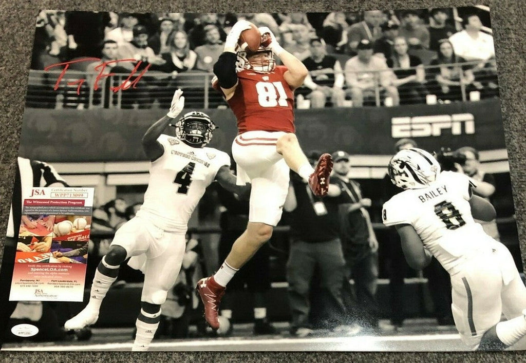 Wisconsin Badgers Troy Fumagalli Autographed Signed 16X20 Photo Jsa  Coa