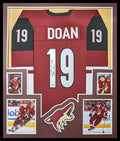 Framed Phoenix Coyotes Shane Doan Autographed Signed Jersey Beckett Coa