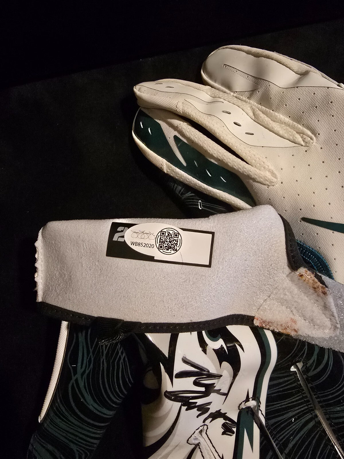 Philadelphia Eagles Nolan Smith Jr Autographed Signed Gloves Jsa Holo