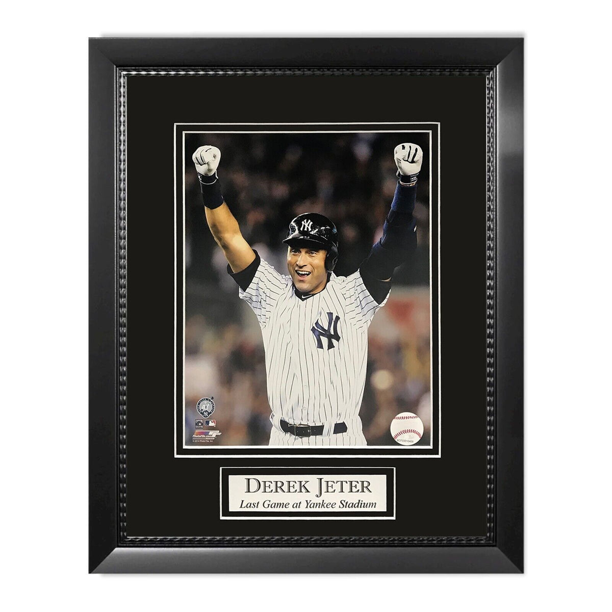 Derek Jeter Unsigned Photograph Framed to 11x14