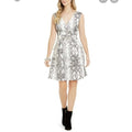 Julia Jordan Women s Snake Print Fit & Flare Dress Ivory/Black Size 4