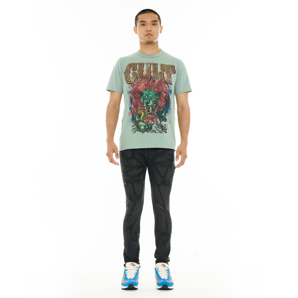 Cult's Heavyweight Short Sleeve Crew Neck Tee "Lion" in Granite Green