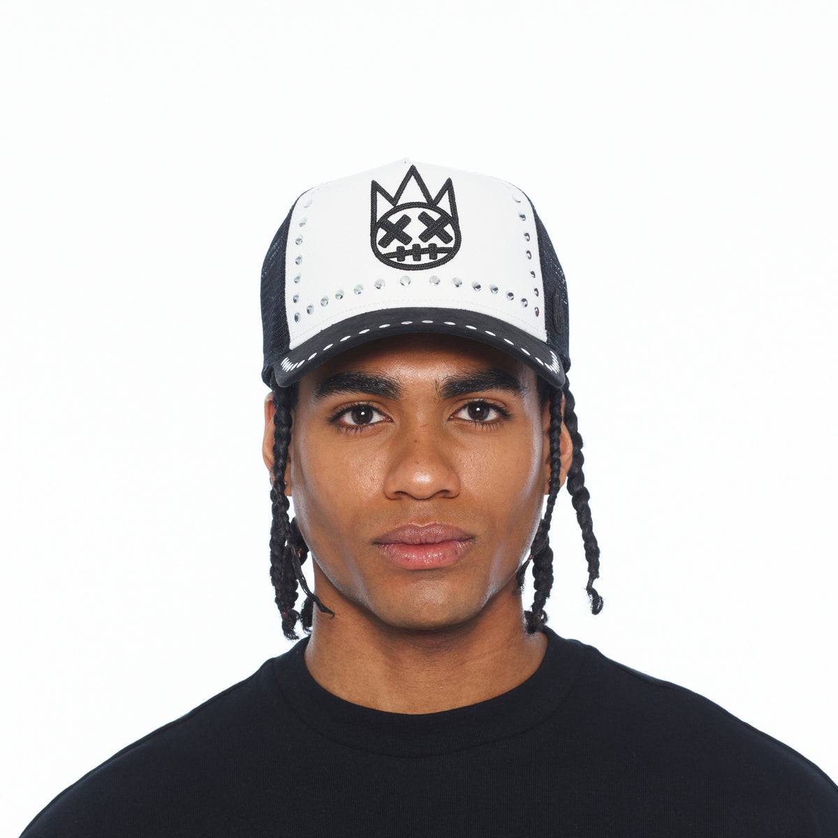 Cult's Mesh Back Trucker Hat "Divine Sounds" In Black/White