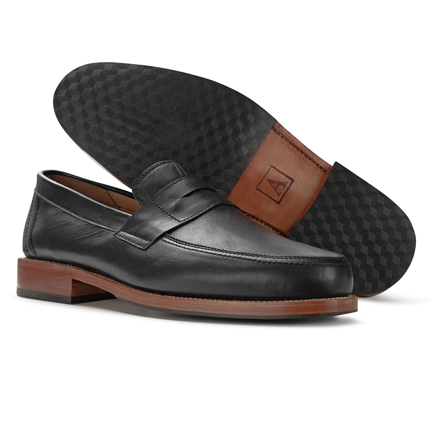 The Luca // Onyx