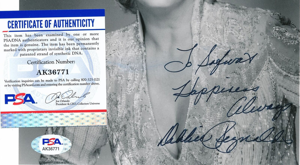 Debbie Reynolds Actress Autographed/Inscribed 8x10 B/W Photo PSA/DNA