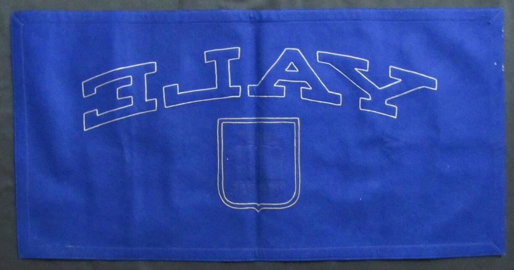 Vintage YALE Blue Vintage  Felt Banner 34 inches x 17 inches 176566