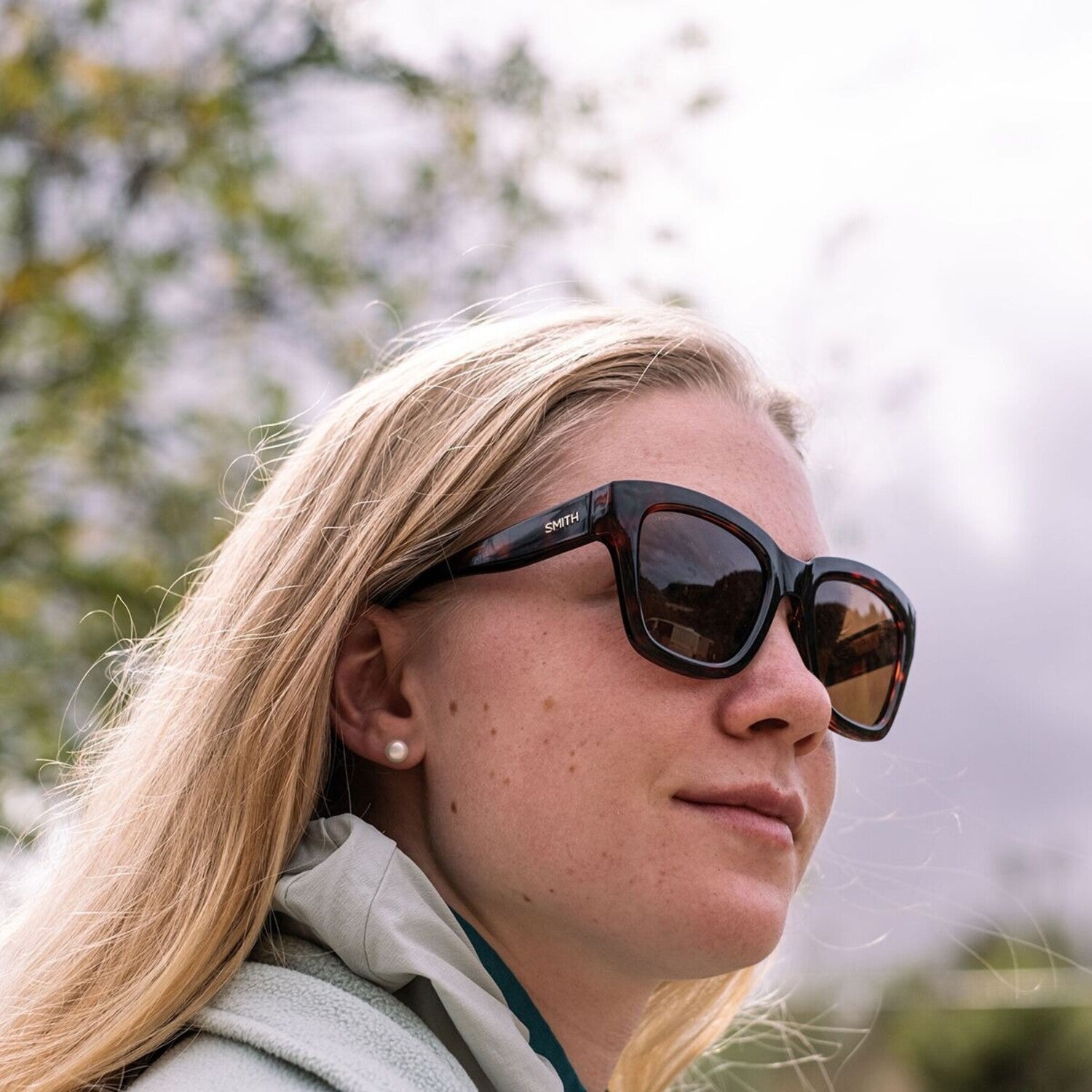 Smith // Unisex // Sway ChromaPop Polarized Sunglasses // Tortoise + Chromapop Polar Brown