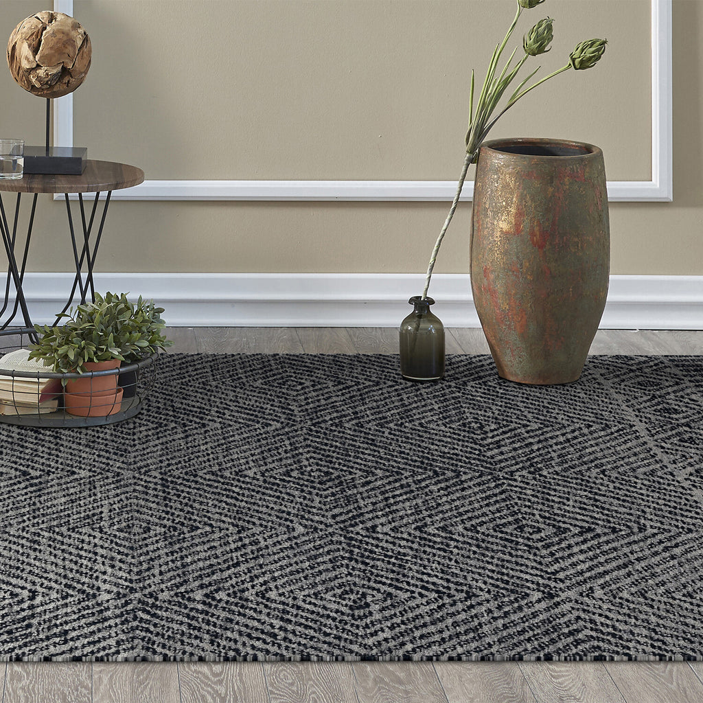 Hudson 2463 // Gray + Black