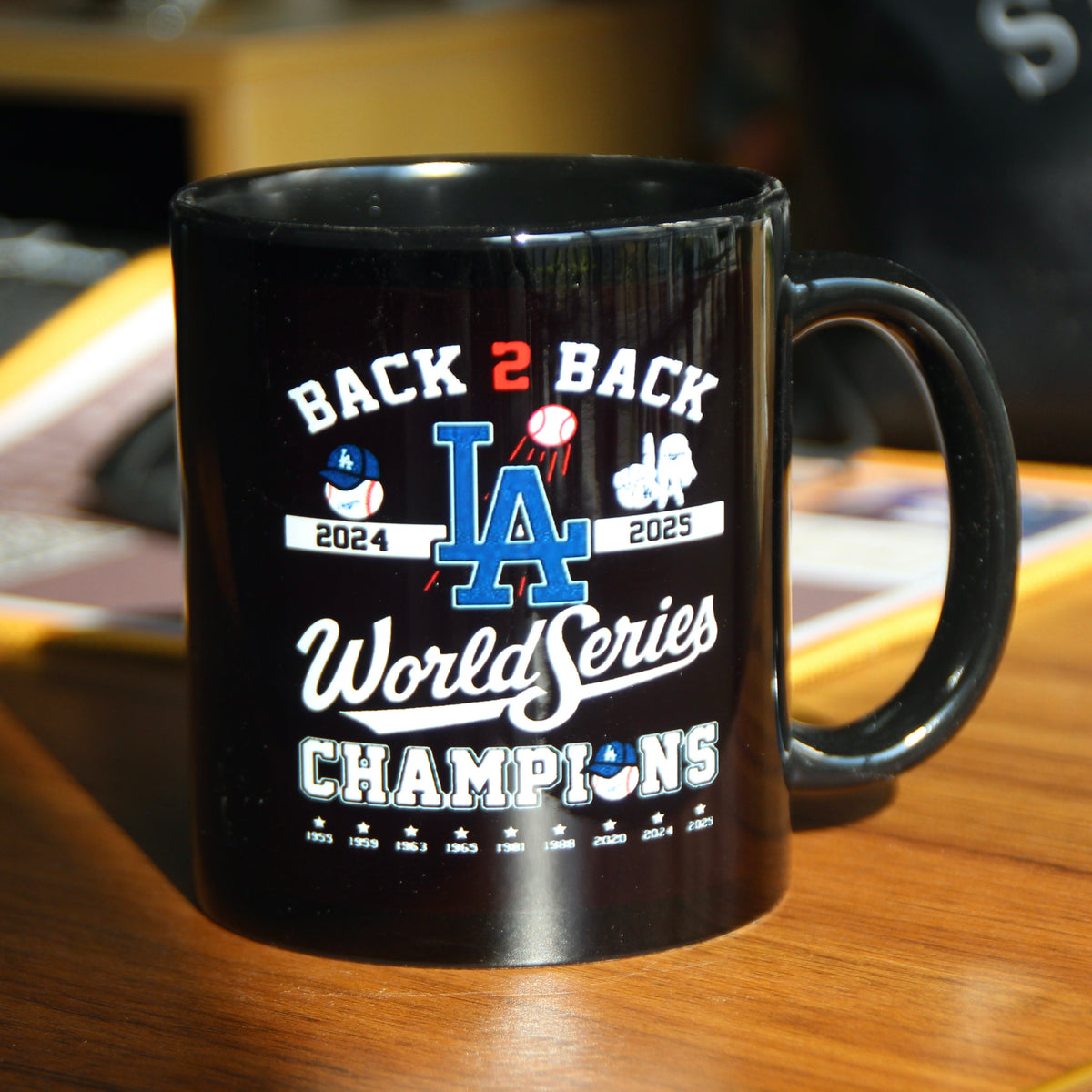 Los Angeles Dodgers Back-to-Back Champions Mug – World Series Ceramic Coffee Cup, Fan Collectible Gift