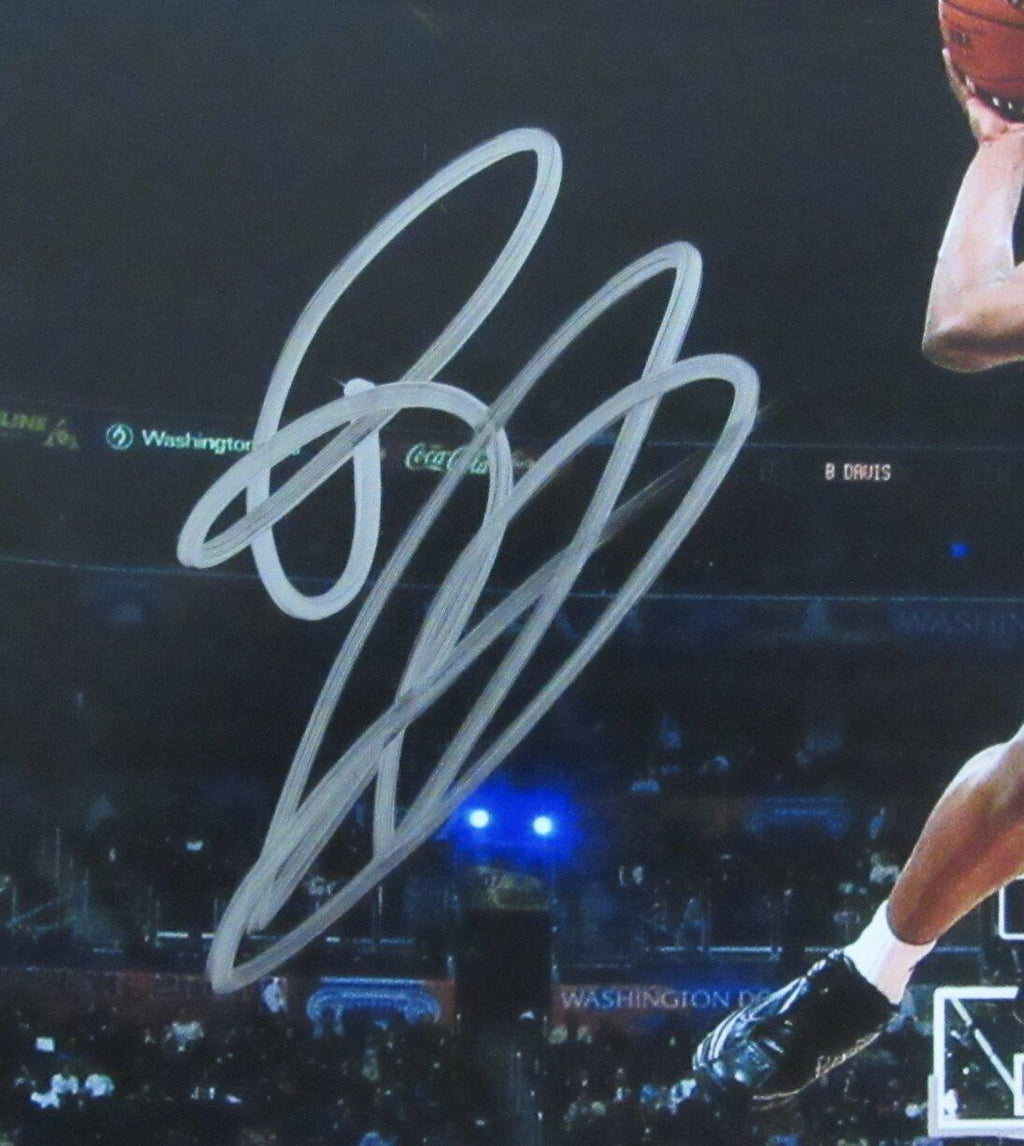 Baron Davis Autographed 11x14 Basketball Photo Charlotte Hornets Beckett