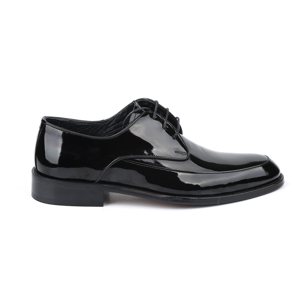Patent Leather Brogue Dress Shoe // Black