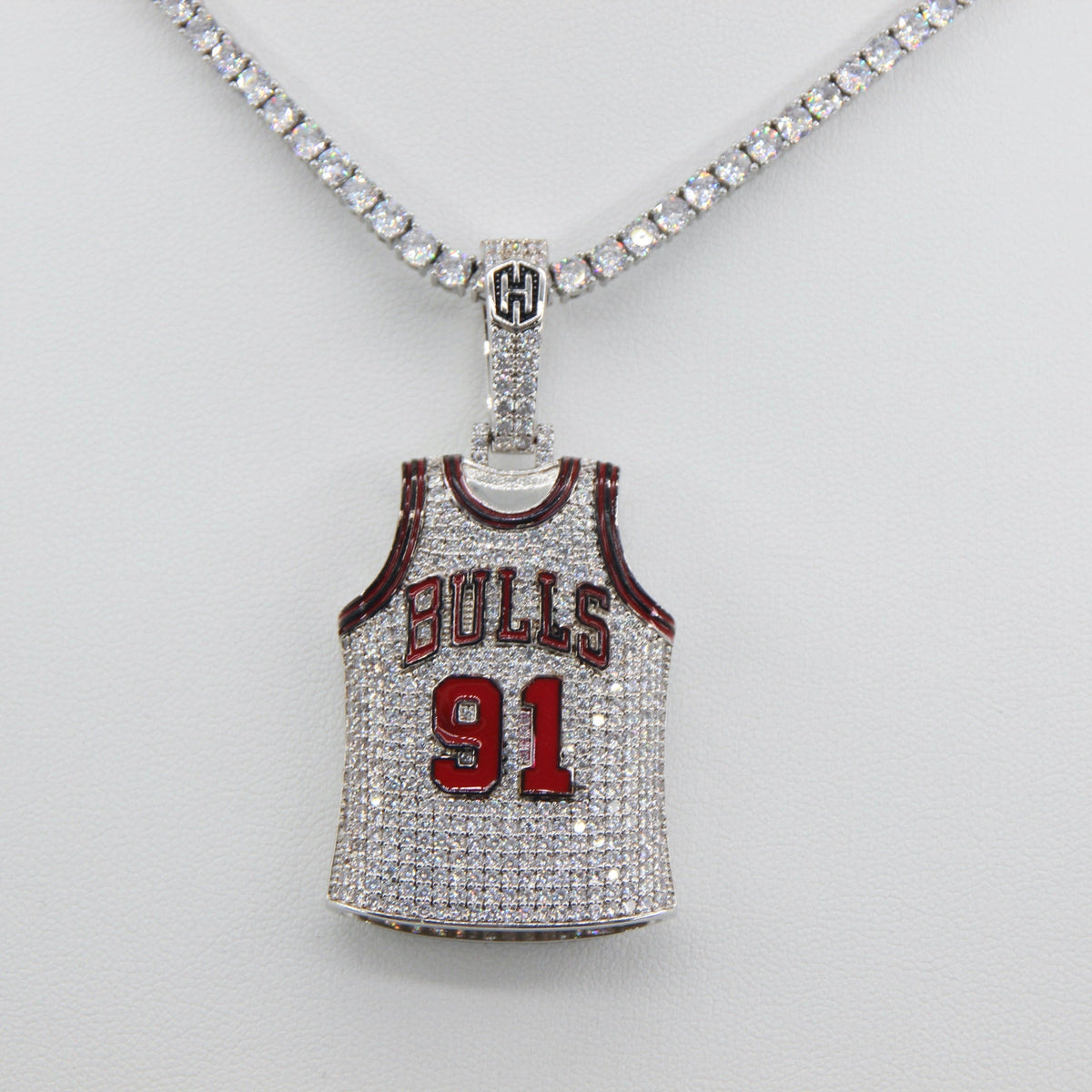 Chicago Bulls Dennis Rodman #91 Jersey Pendant Necklace – Premium Zircon Basketball Fan Gift