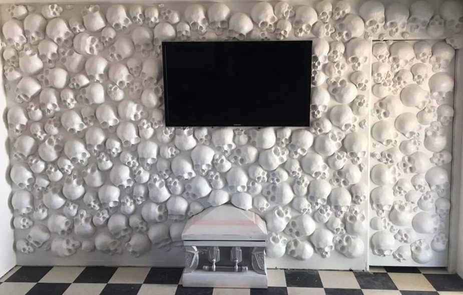 11 Inch Skull Mold
