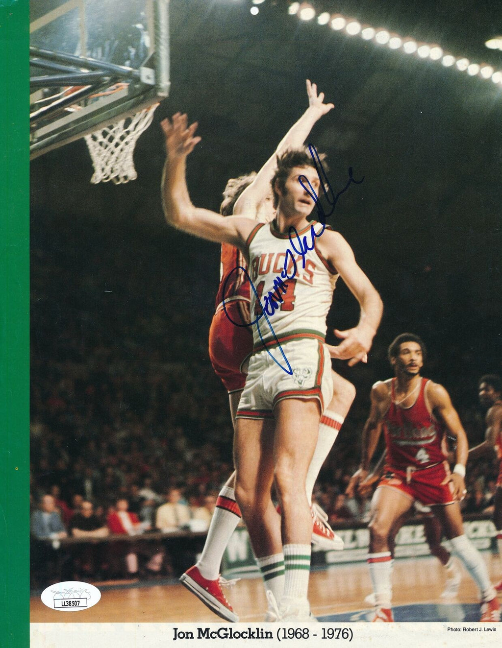 Jon McGlocklin Milwaukee Bucks Signed/Auto 8x10 Magazine Photo JSA 157540