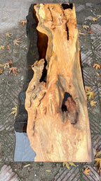 Resin Live Edge Console Table Made of Linden Wood - Foyer Table- Entryway Table