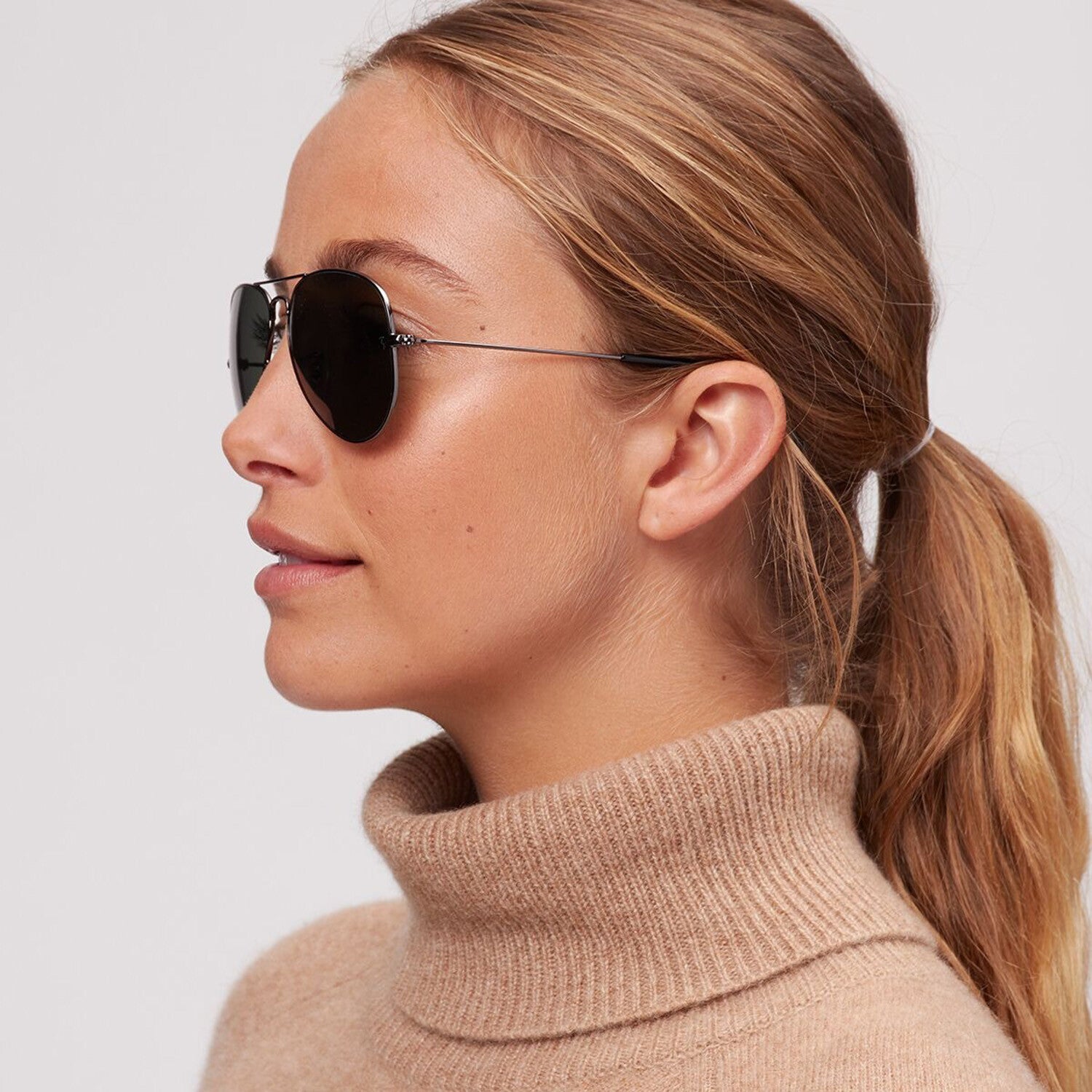 Ray-Ban // Unisex // Aviator Large Metal Polarized Sunglasses // Gunmetal + Crystal Green Polarized