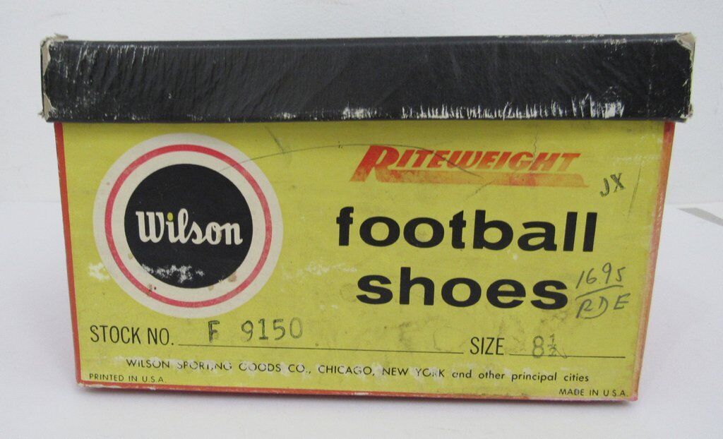 Pair of Vintage Wilson Riteweight Black Football Cleats Size 8.5  NIB 182901
