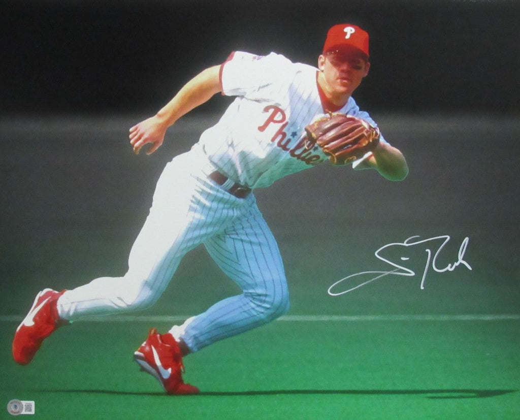 Scott Rolen Autographed 16x20 Photo Philadelphia Phillies Beckett 183383