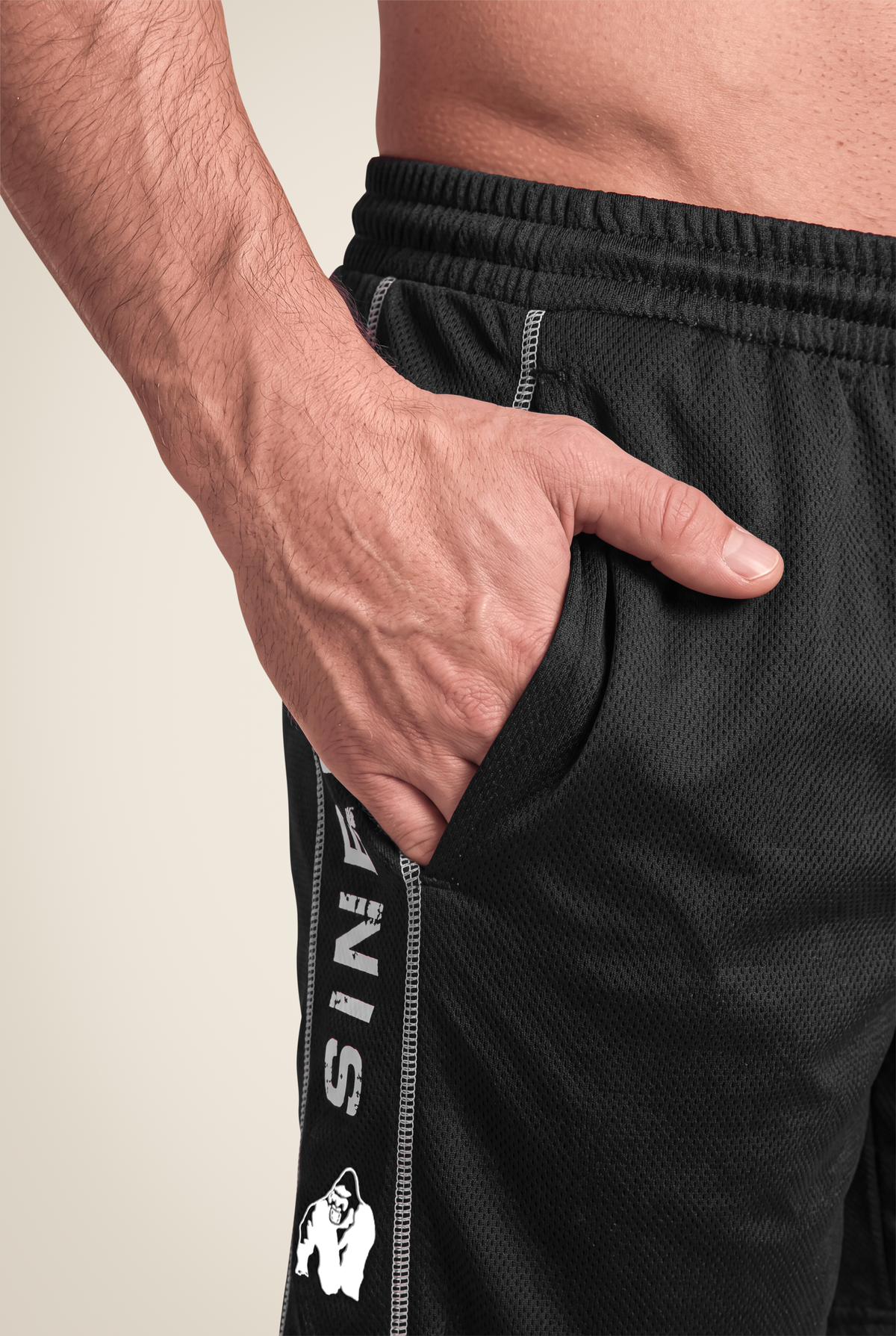 Functional Mesh Shorts - Black/White