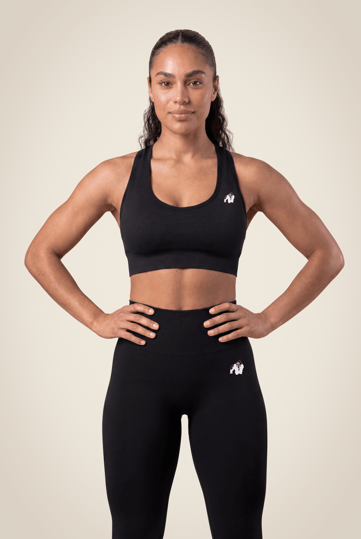 Neiro Seamless Sports Bra - Black