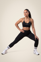 Quincy Seamless Sport Bra - Black