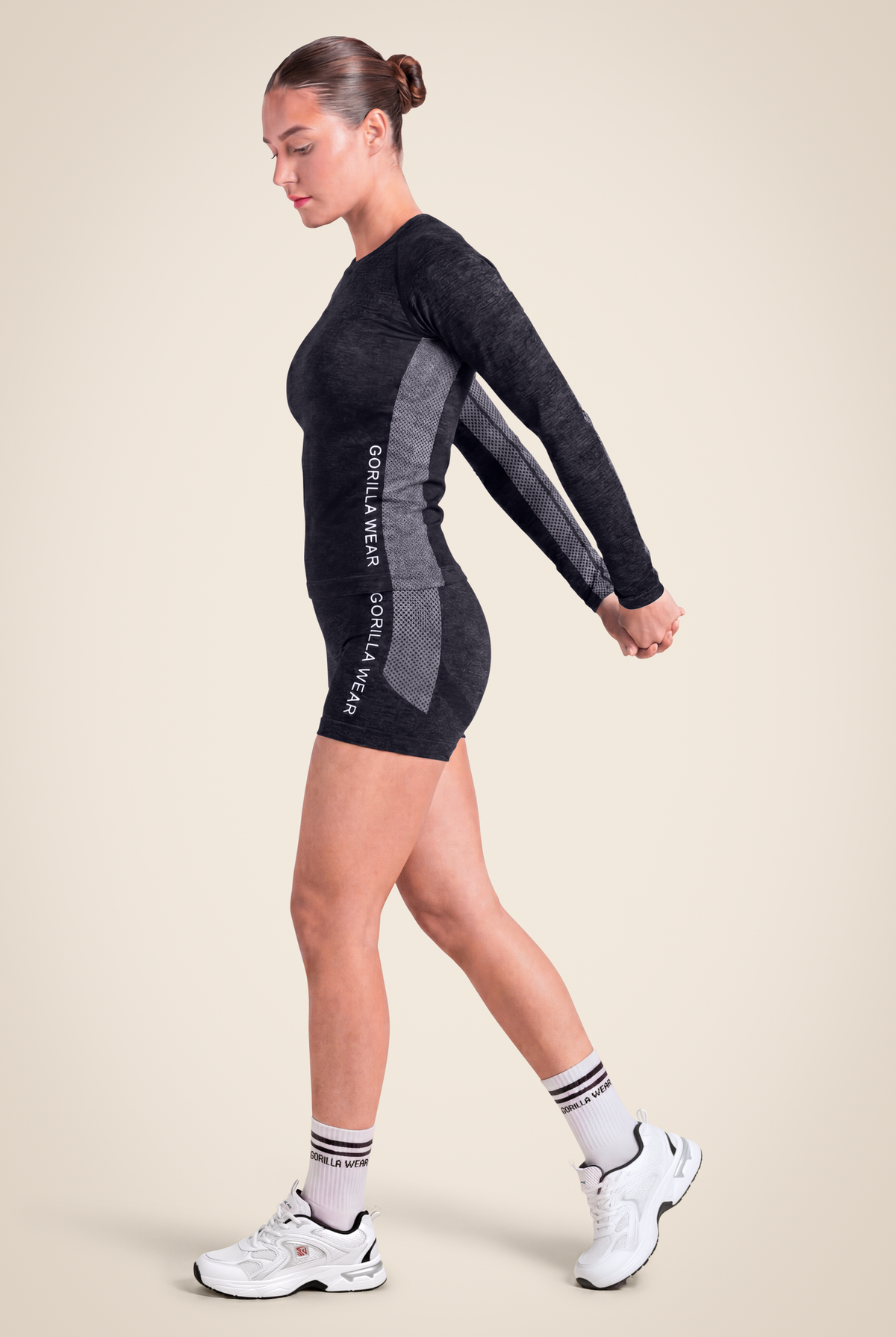 Selah Seamless Long Sleeve- Black