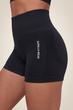Quincy Seamless Shorts - Black