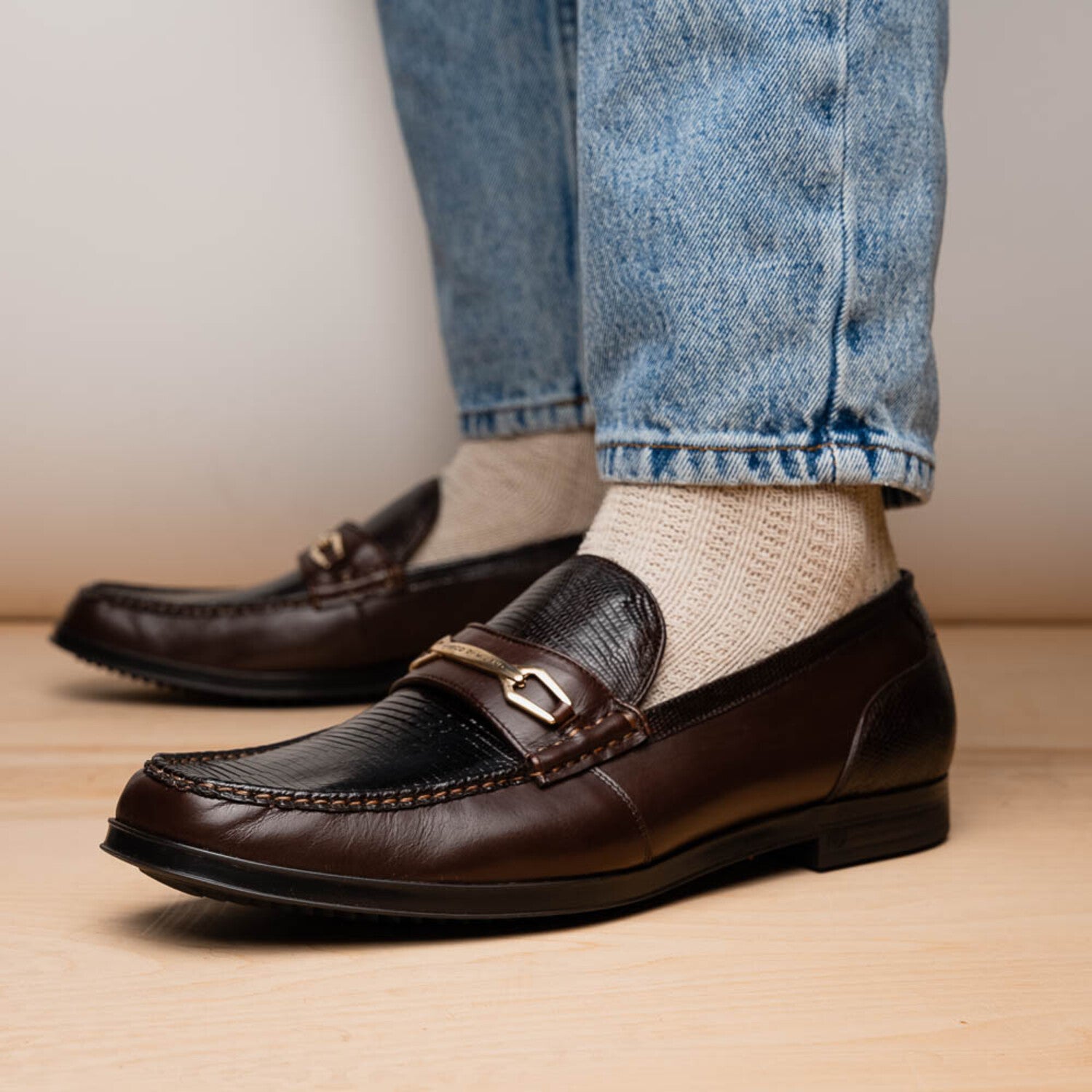 Ravello // Lizard Ring Leather Loafers // Brown
