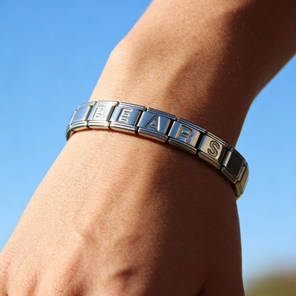 Chicago Bears Italian Charm Bracelet – Perfect Valentine’s Day, Holiday & Any Occasion Gift for Fans