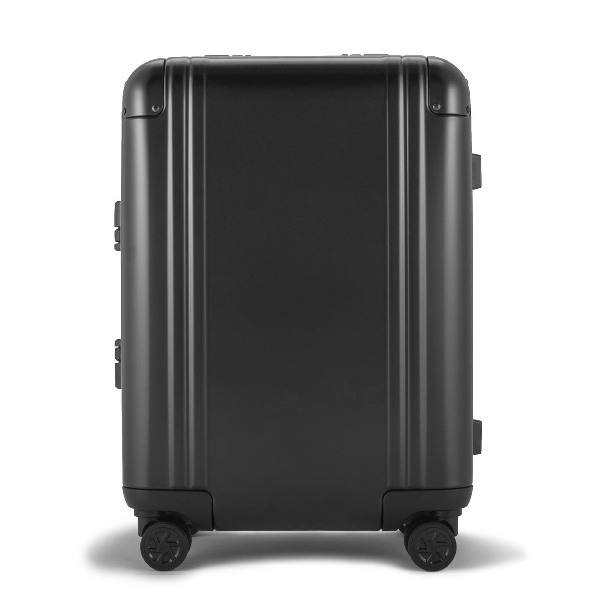 Classic Aluminum 3.0 | Continental Carry-on 37L
