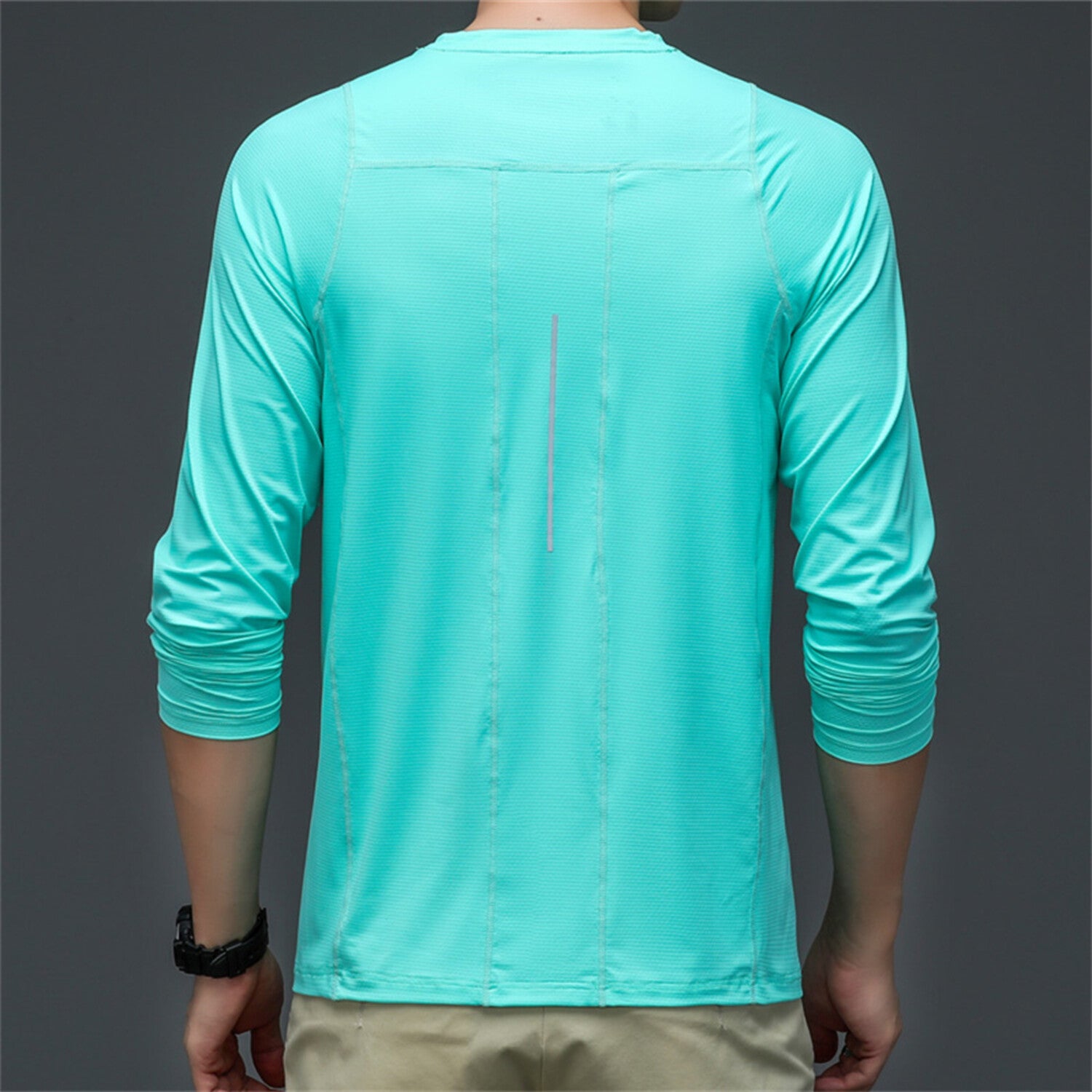 Crewneck Long-Sleeve Stitched T-Shirt // Light Green
