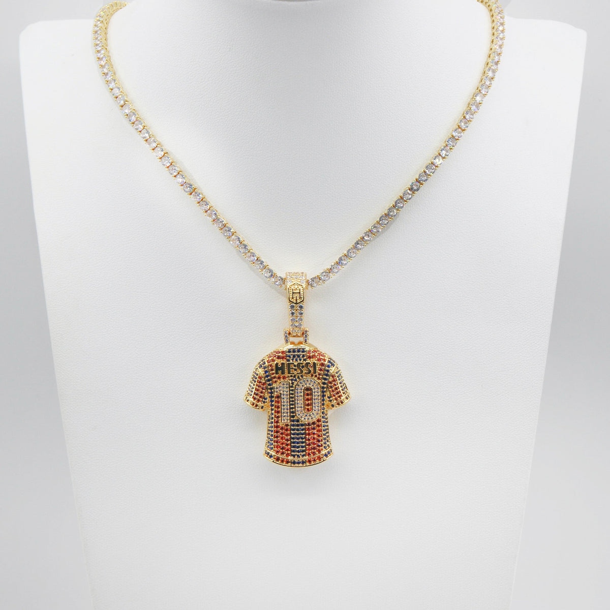 Luxury Football MESSI #10 Jersey Pendant Necklace with Zircon Stones – Perfect Gift for Sports Fans