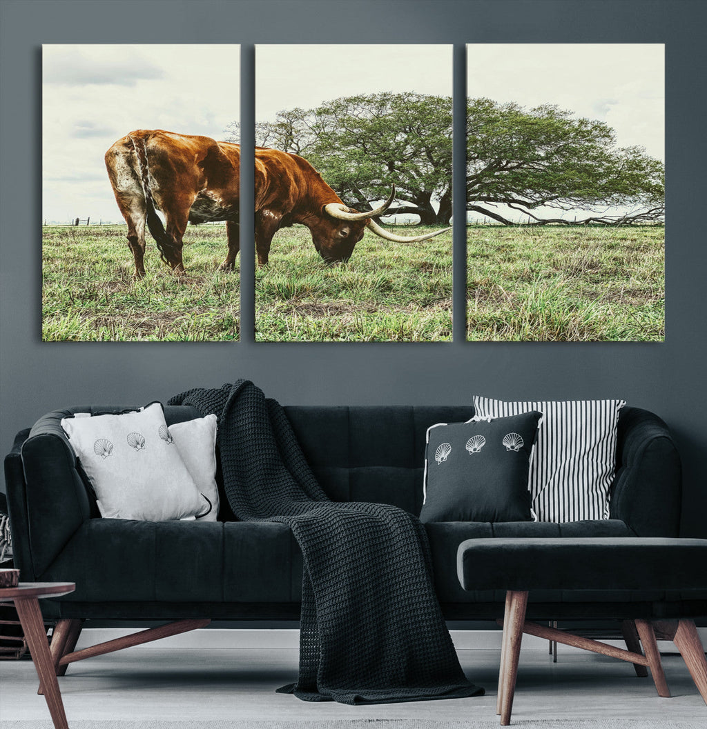 Texas Longhorn Wall Art Canvas Print, Rustic Western Ranch