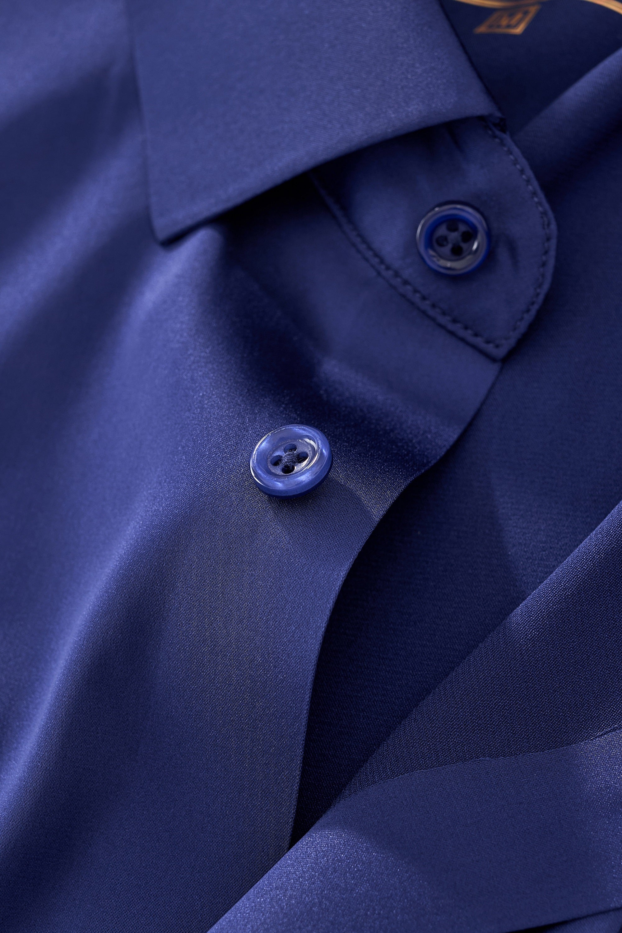 SIGNATURE SATIN STITCHLESS LS Shirt NAVY
